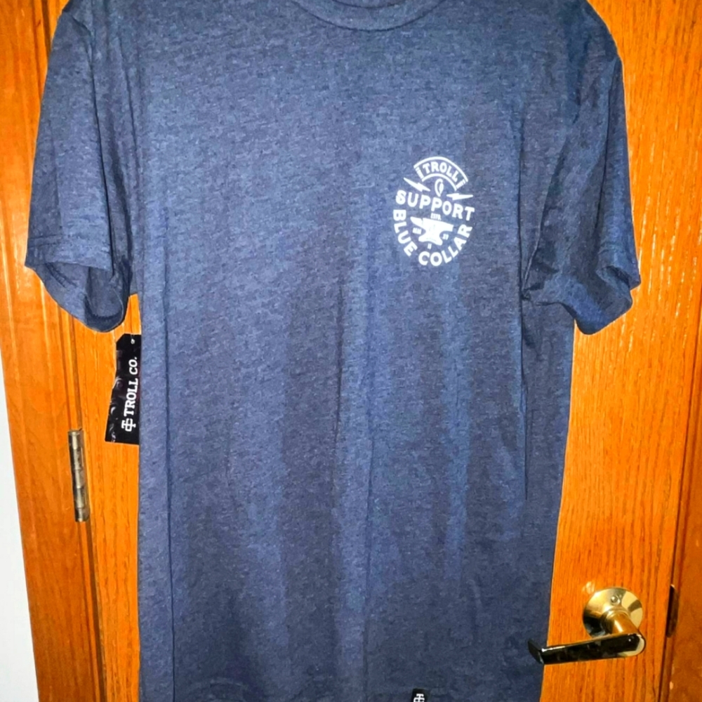 Troll & Co. Winged Support shirt.